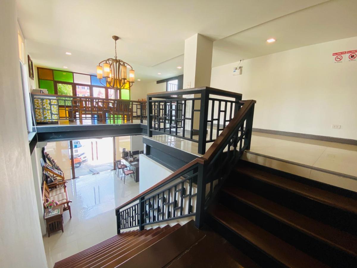 C Hotel Boutique And Comfort Chiang Mai Exteriör bild
